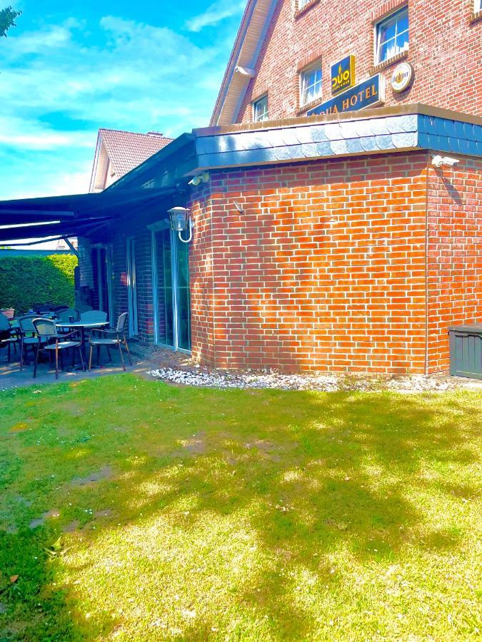 Dua Hotel Sarstedt Exterior photo